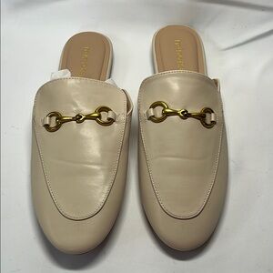 Cream Leather Mules with Gold Accent